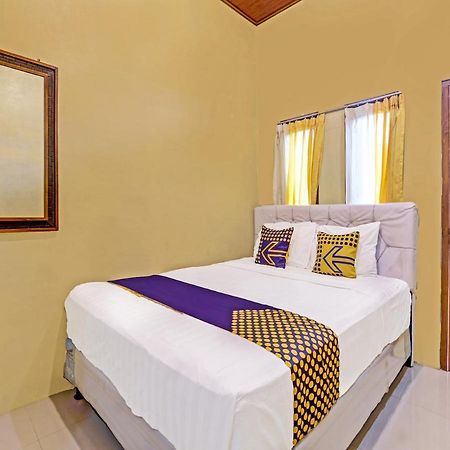 Spot On 91337 Pandu Homestay Klaten Wonogiri Eksteriør billede