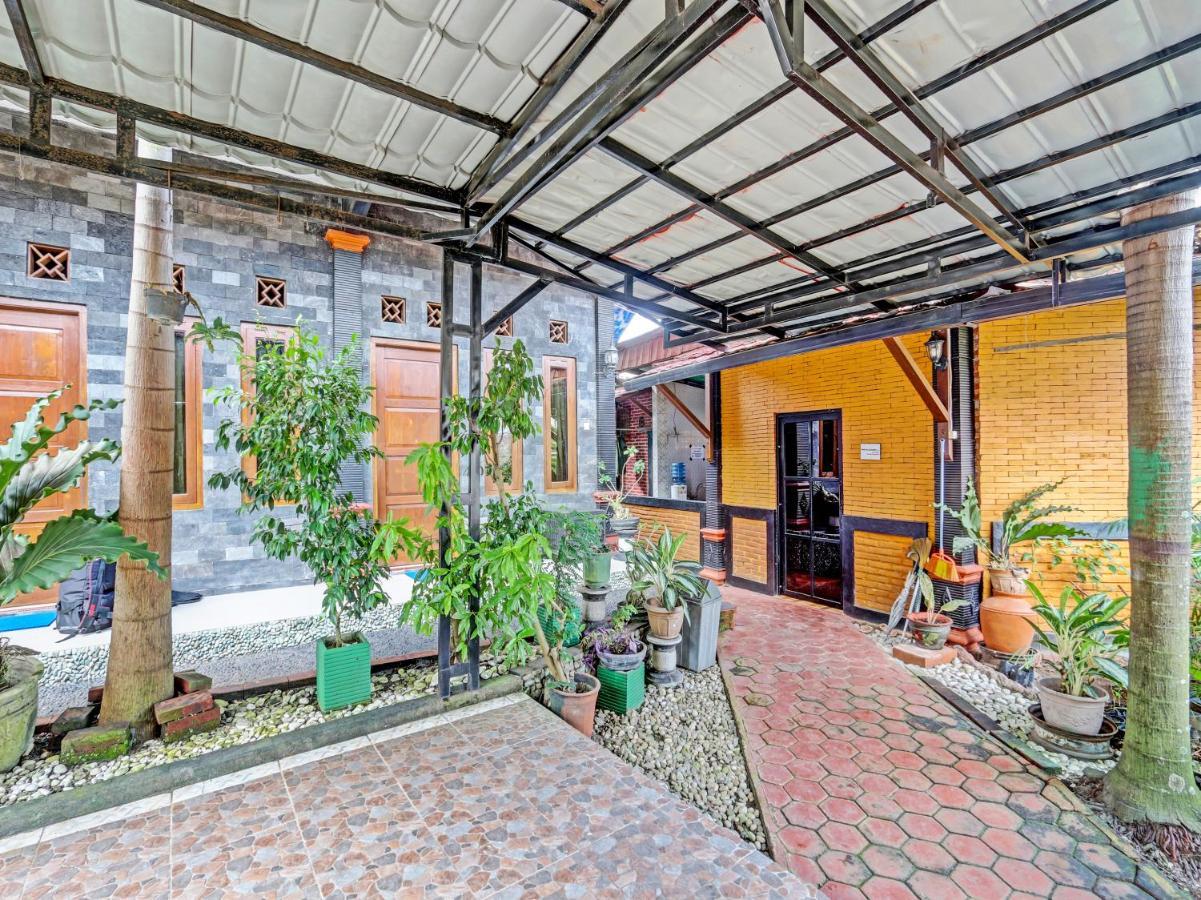 Spot On 91337 Pandu Homestay Klaten Wonogiri Eksteriør billede