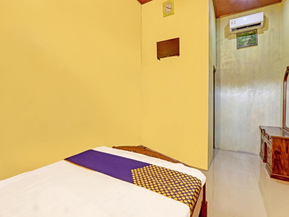 Spot On 91337 Pandu Homestay Klaten Wonogiri Eksteriør billede